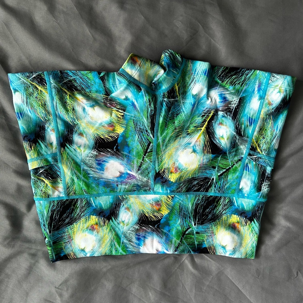 Peacock Feather Print shorts